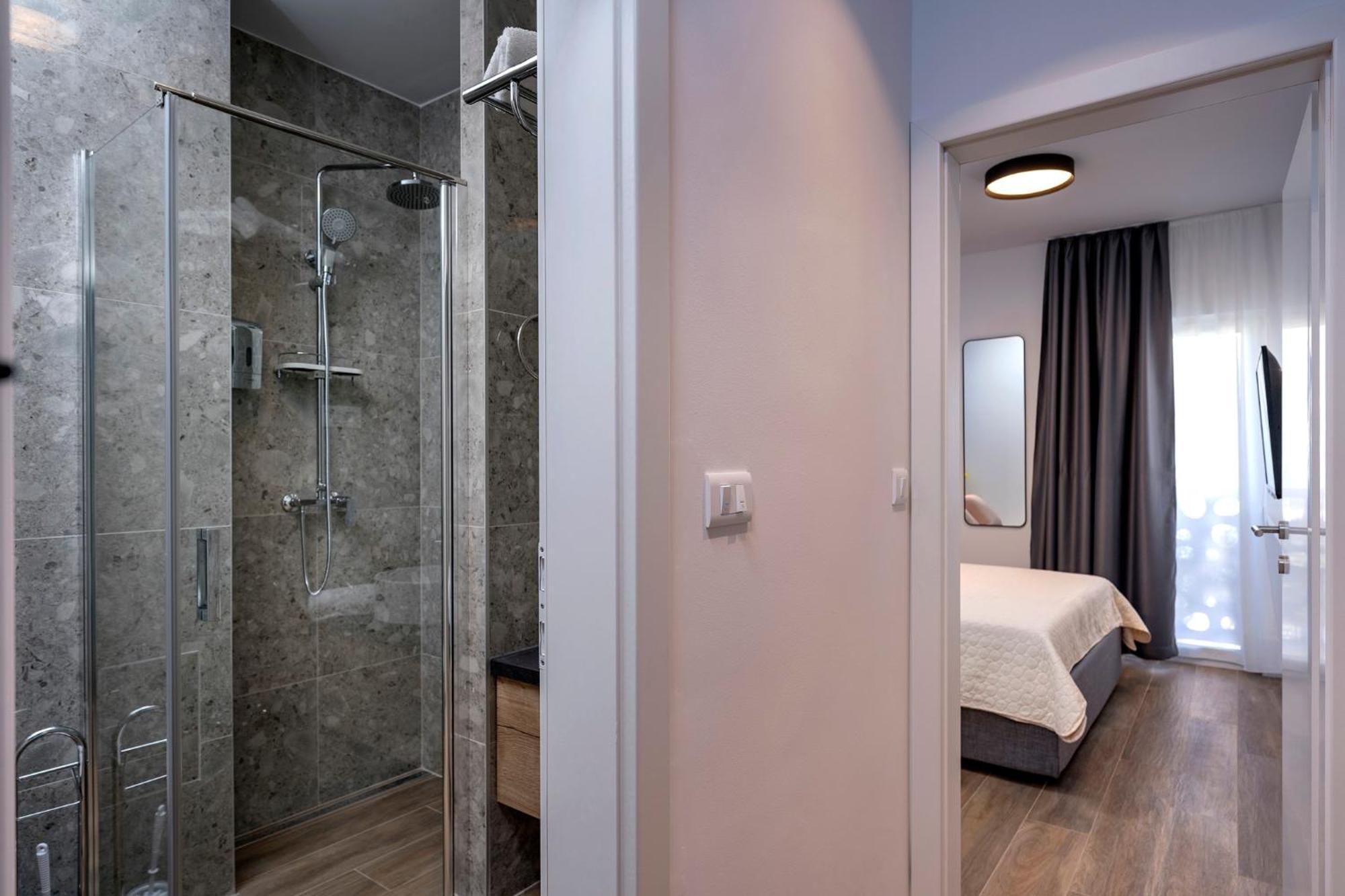 Modern, 2 Bedroom Apartment Đảo Hvar Ngoại thất bức ảnh