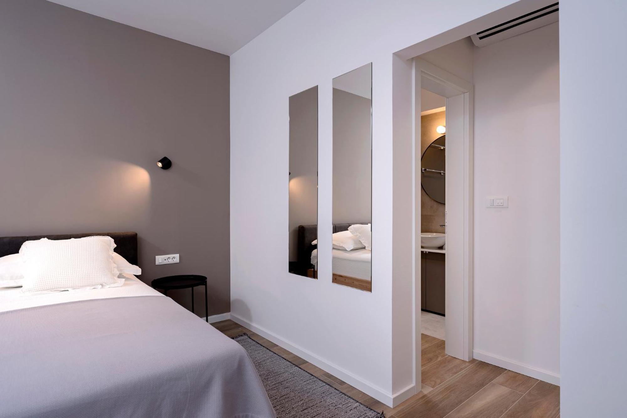 Modern, 2 Bedroom Apartment Đảo Hvar Ngoại thất bức ảnh