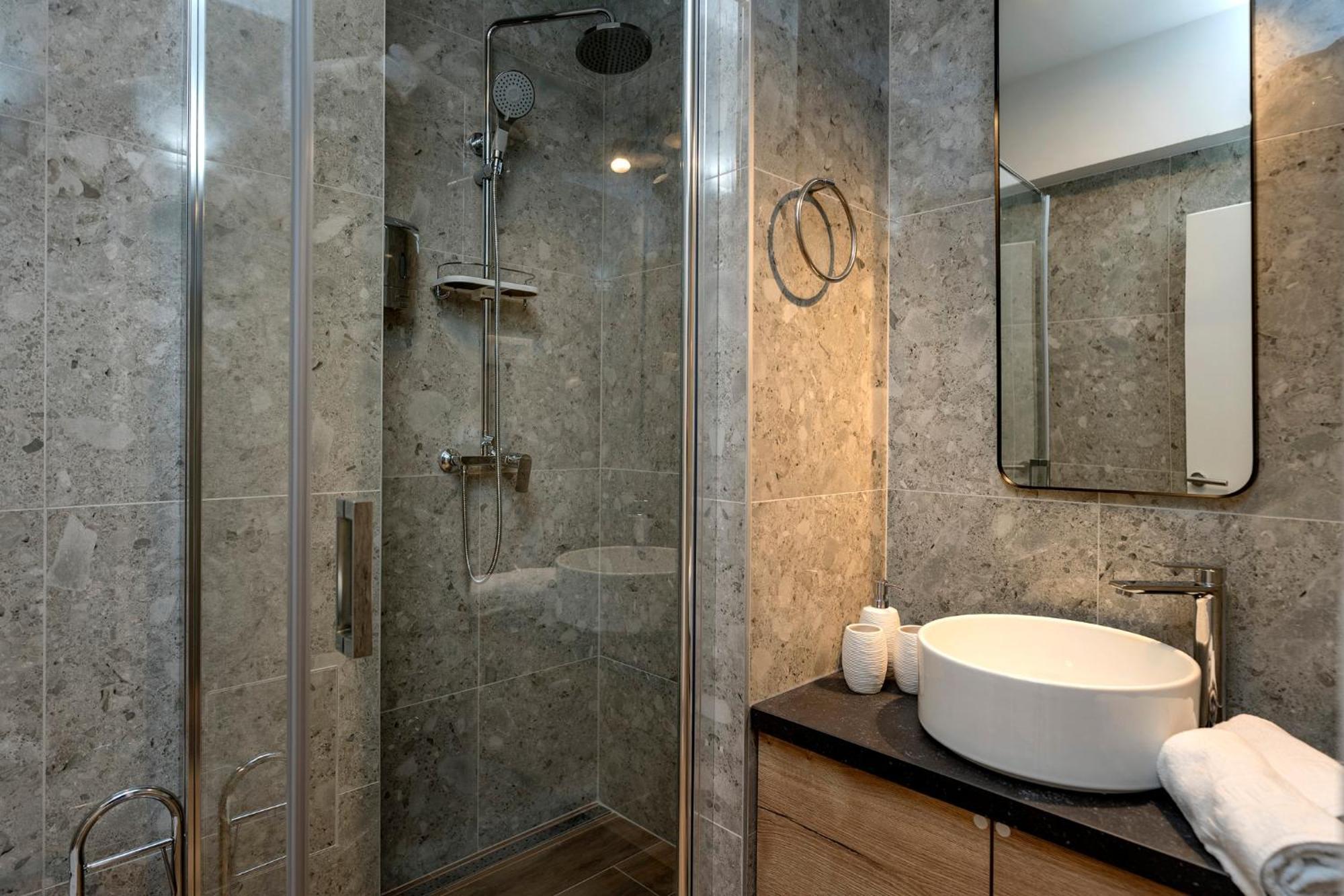 Modern, 2 Bedroom Apartment Đảo Hvar Ngoại thất bức ảnh